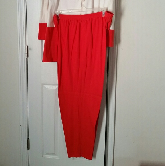 Coral and white two piece set - Picture 2 of 4