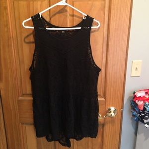 Express lace sleeveless top