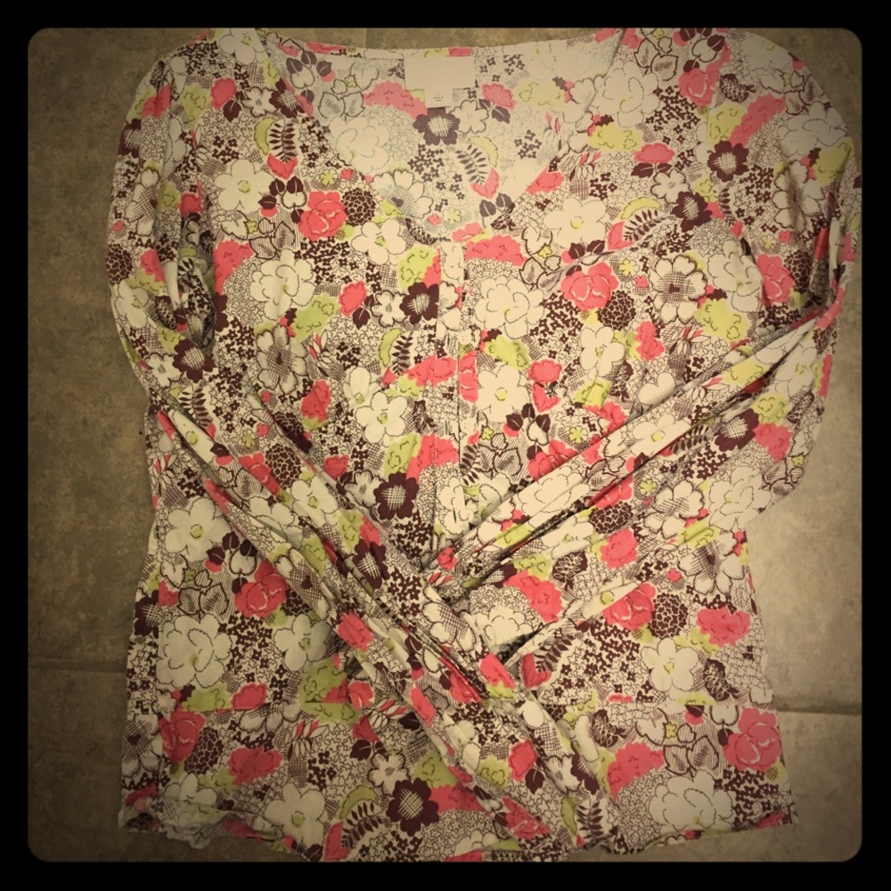 Ann Taylor Loft sz 2 long sleeve button shirt