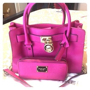 Hamilton Leather Medium Pink/Gold Tone Hardware