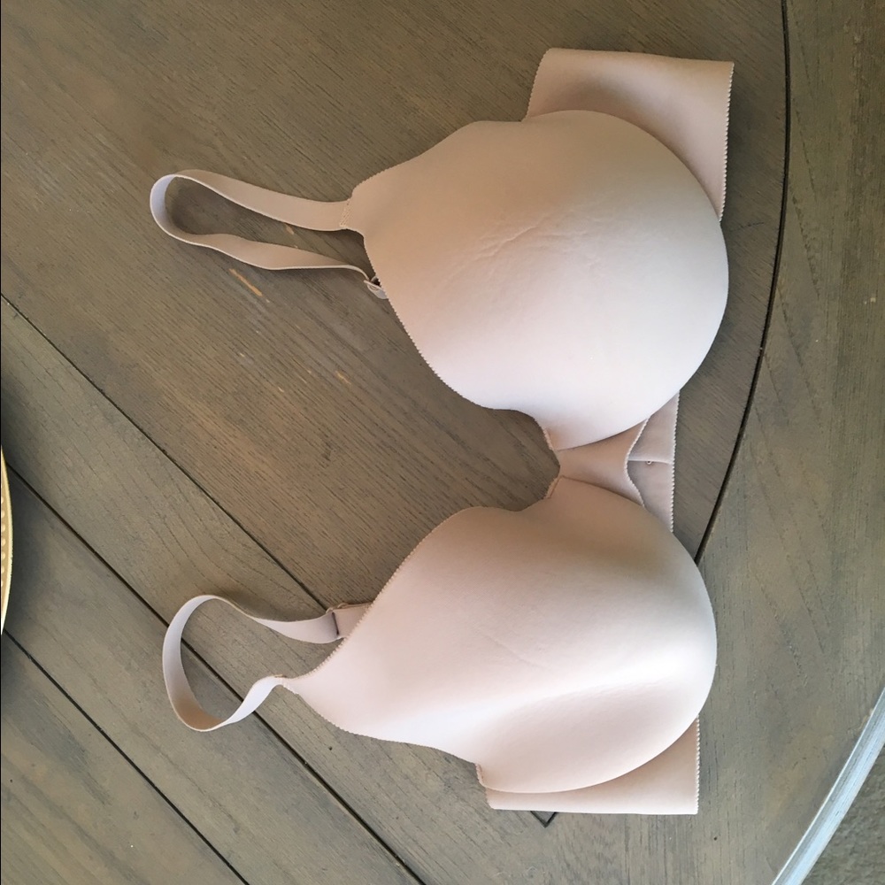 Body by Victoria bra.