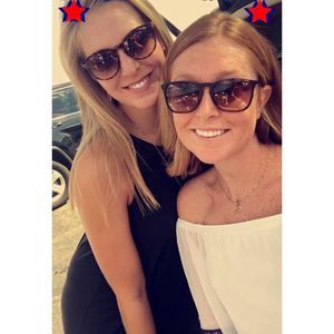 Meet your Posher, Genna