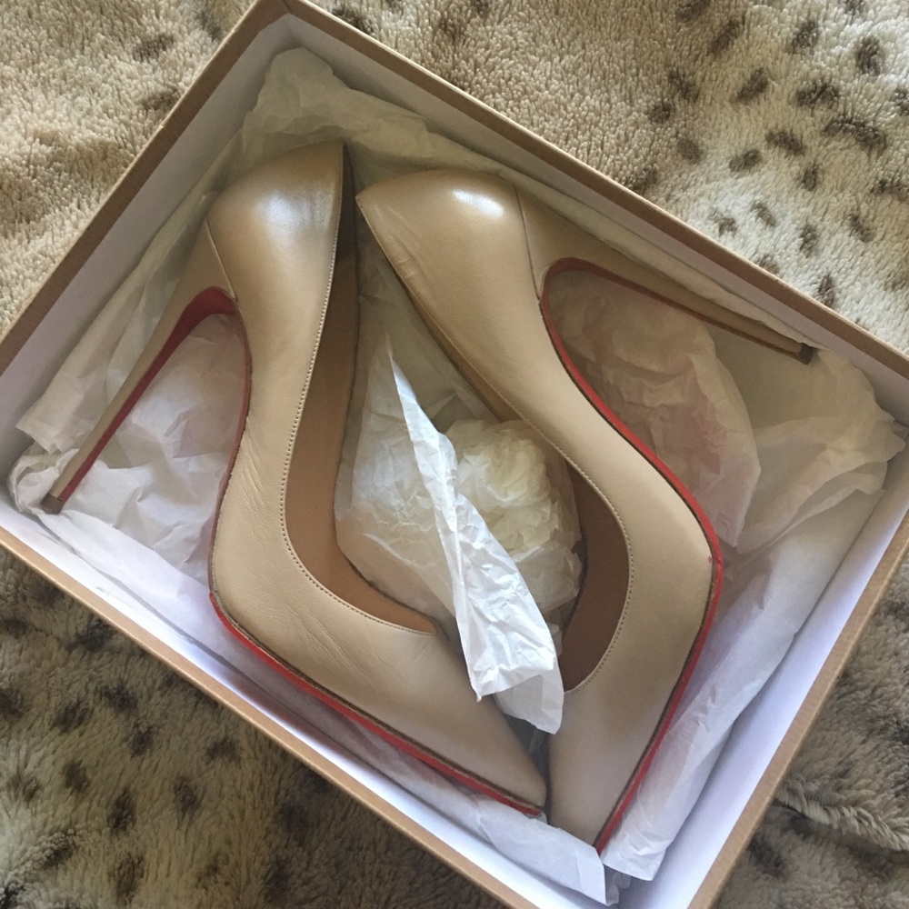 HOLD - Nude Louboutins. 100% Authentic