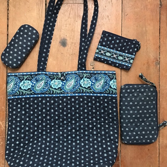 Vera Bradley Handbags - Vintage Vera Bradley Seaport Navy Collection