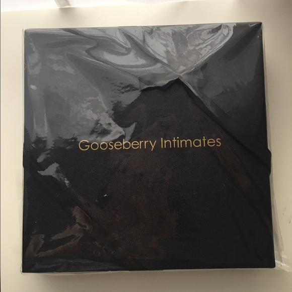 Gooseberry Intimates Swimsuit Size XS - Picture 4 of 4