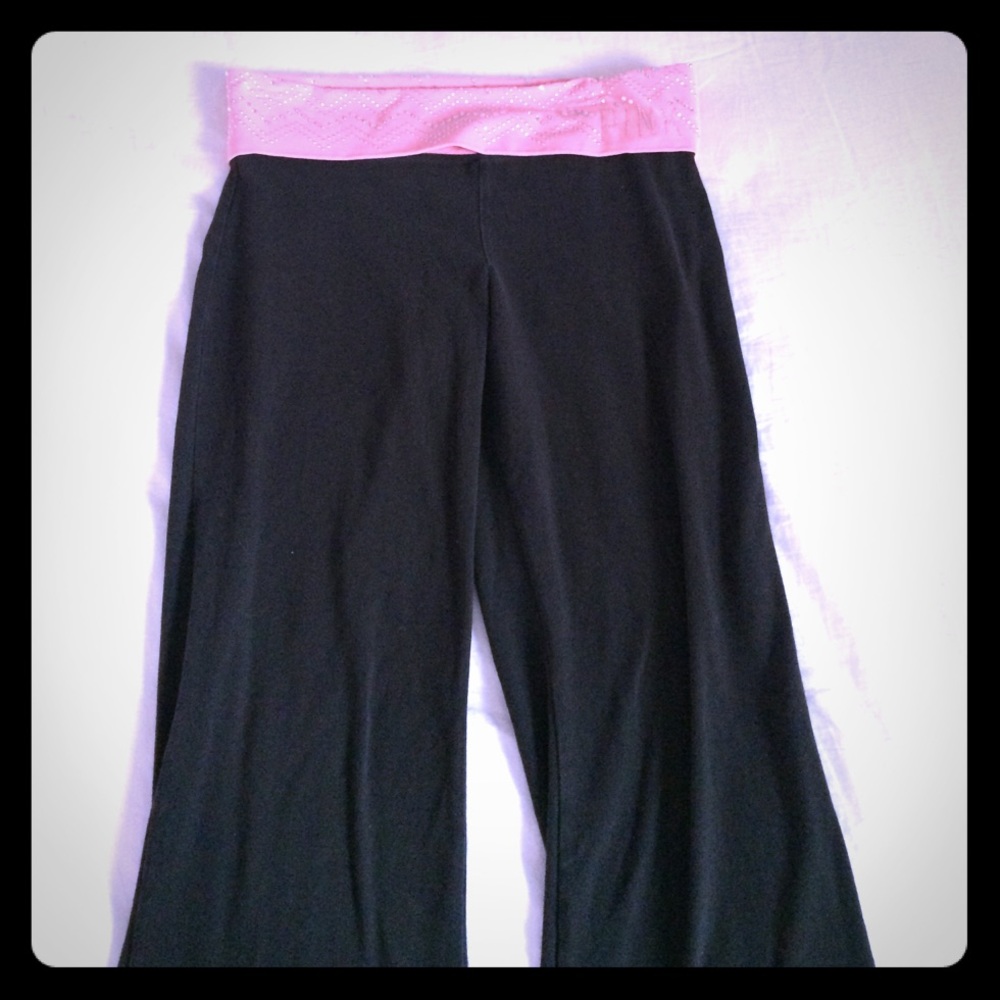🌸VS Pink Fold Over Bling Yoga Pants🌸