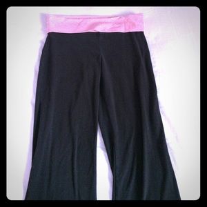 🌸VS Pink Fold Over Bling Yoga Pants🌸