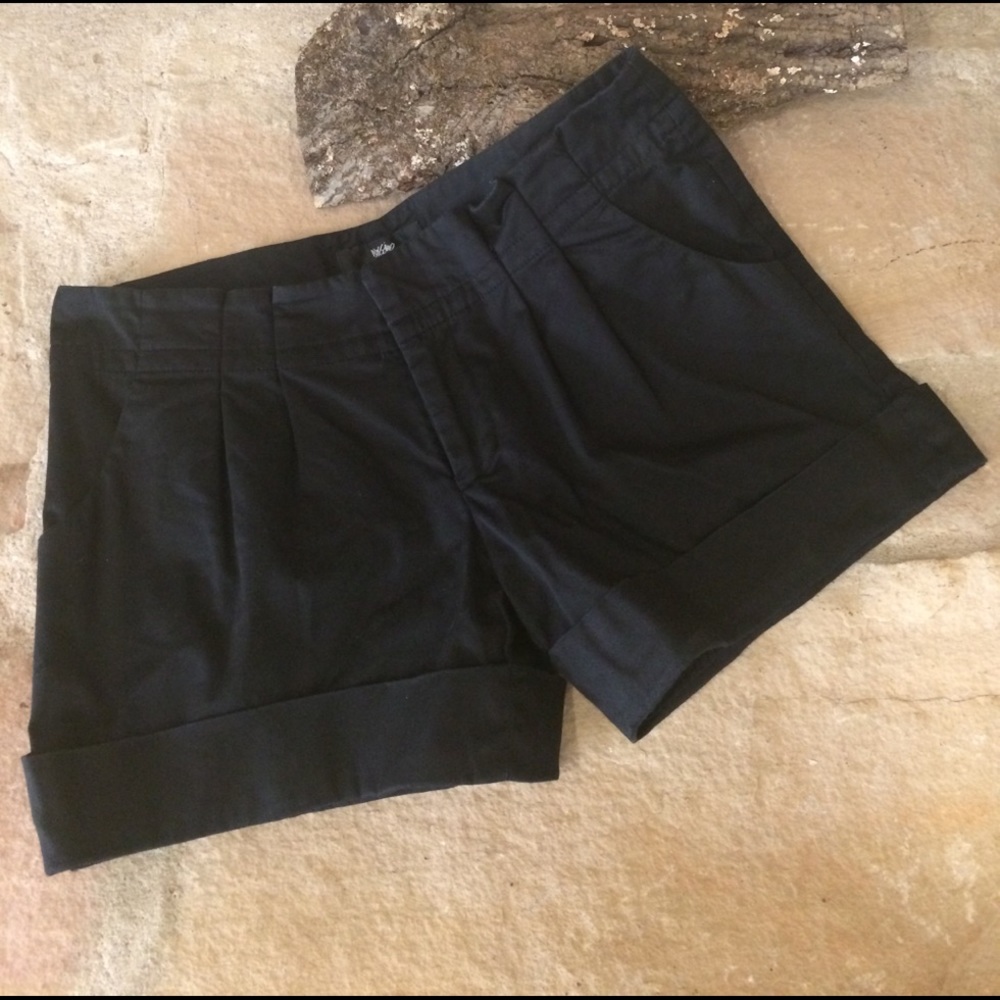 🌸Mossimo Women's Shorts Size 6🌸