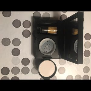 Bare Minerals Travel Compact