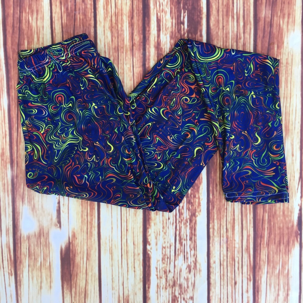 Colorful streamers leggings
