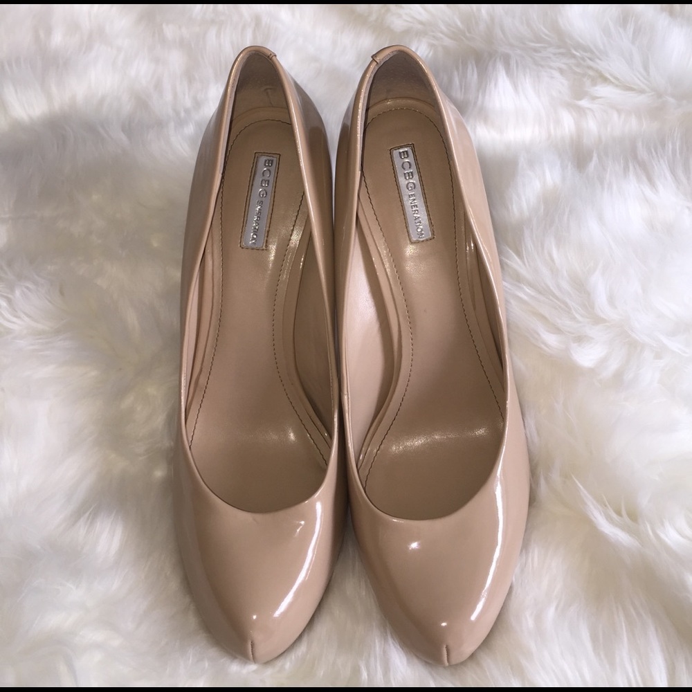 BCBG Generation Beige Pumps