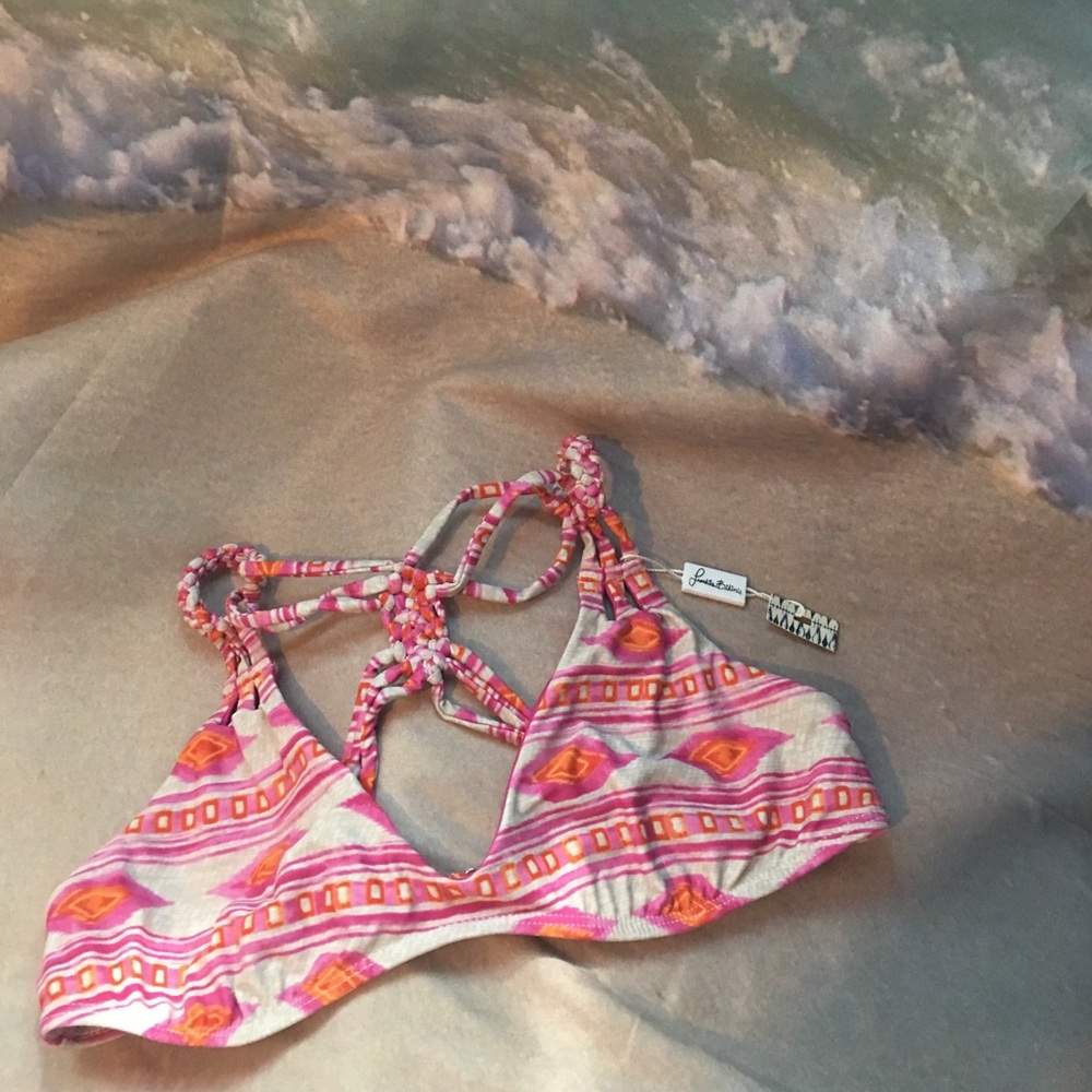 Frankies  Bikinis - Picture 3 of 8