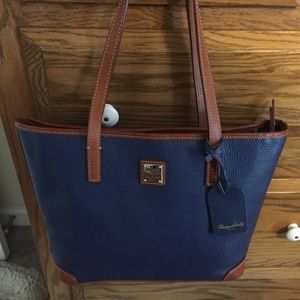 💖Dropped $35!!💖EUC Dooney Charleston Shopper