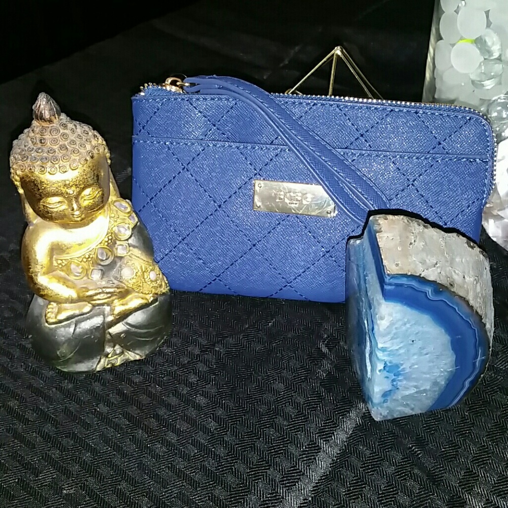BCBG PARIS Women's Wristlet Navy blue