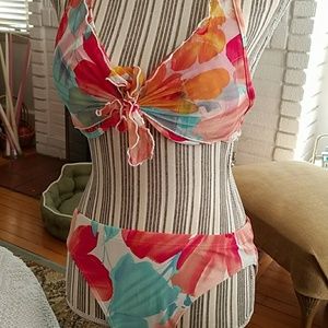 Be Creative Mesh Floral Bikini sz 14