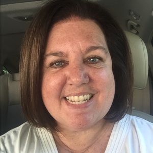 Meet your Posher, Deborah