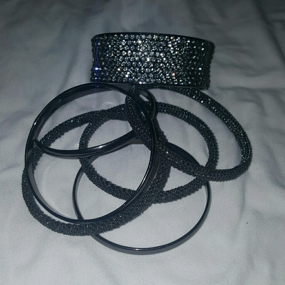 Charming Charlie Bangle Bundle!!