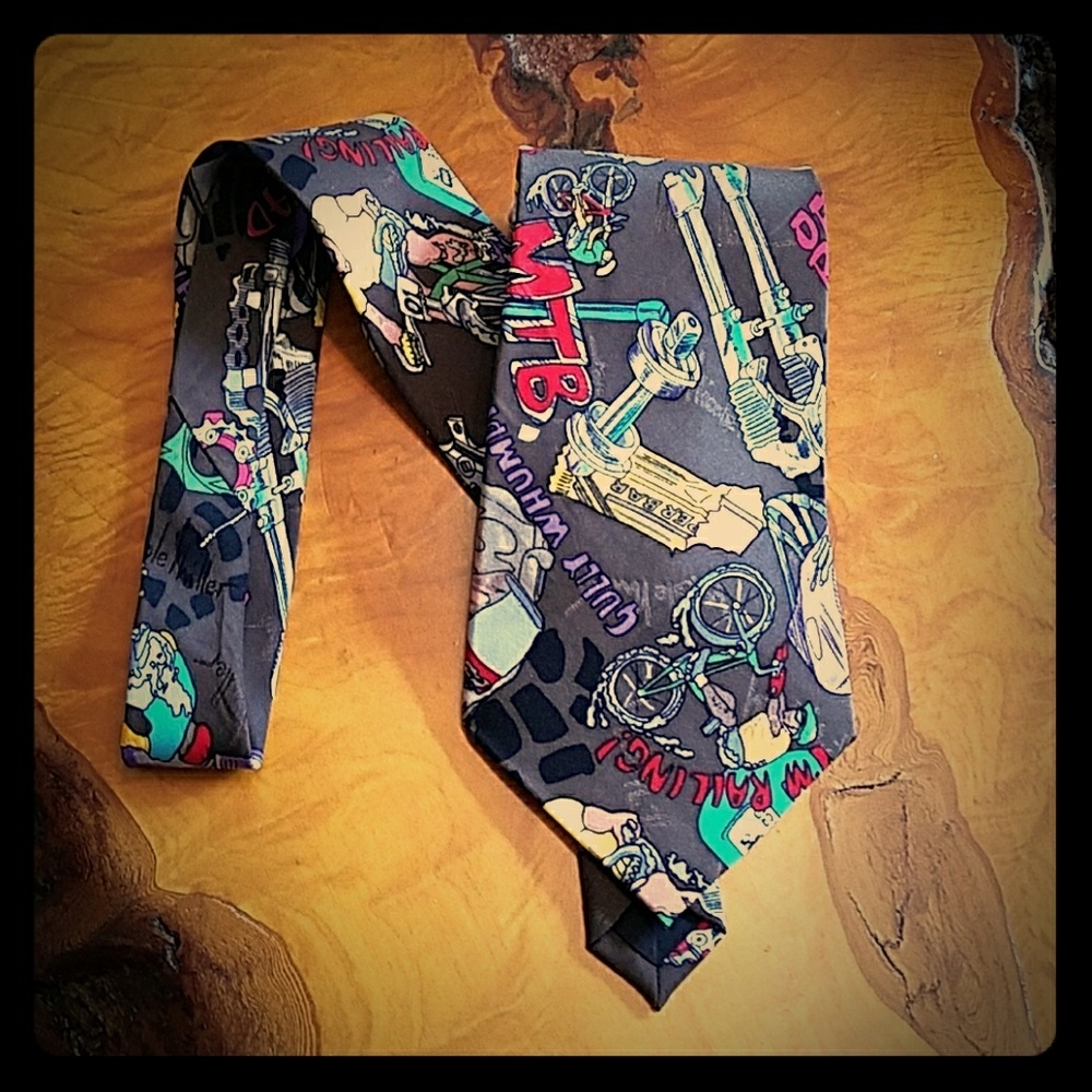 Nicole Miller tie