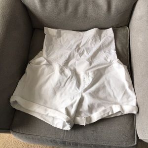 White Liz Lange Maternity Shorts