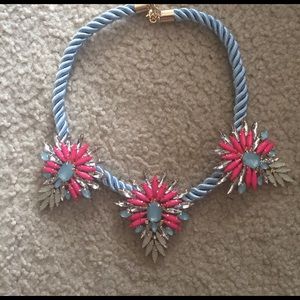 Statement necklace