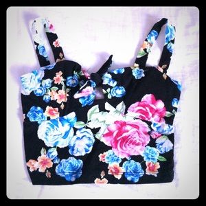 🌸EUC Charlotte Russe Crop Top🌸