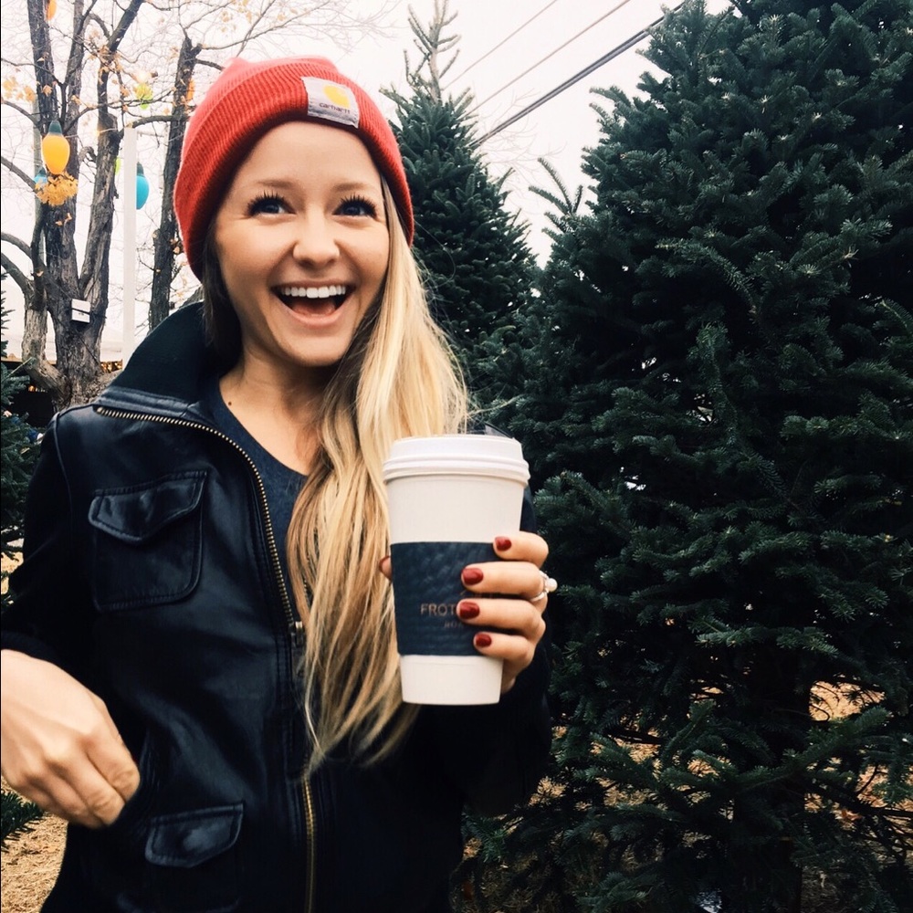 Meet your Posher, Courtney