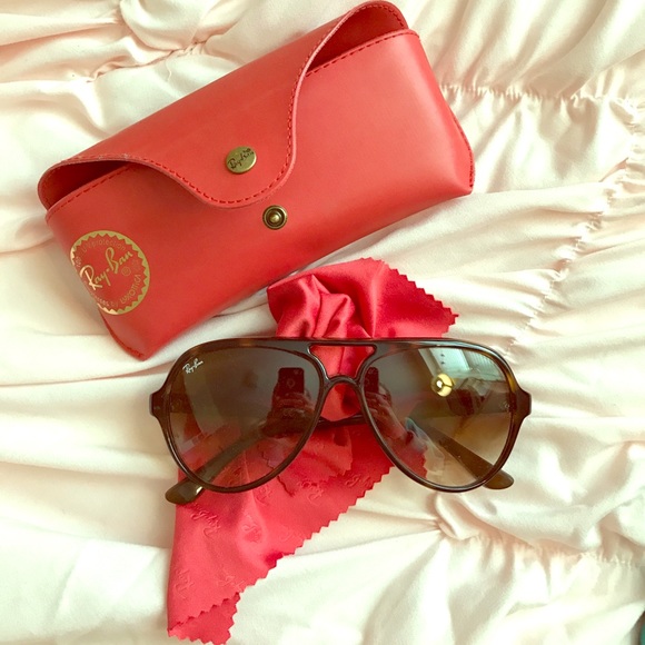Ray ban aviators - Picture 1 of 1