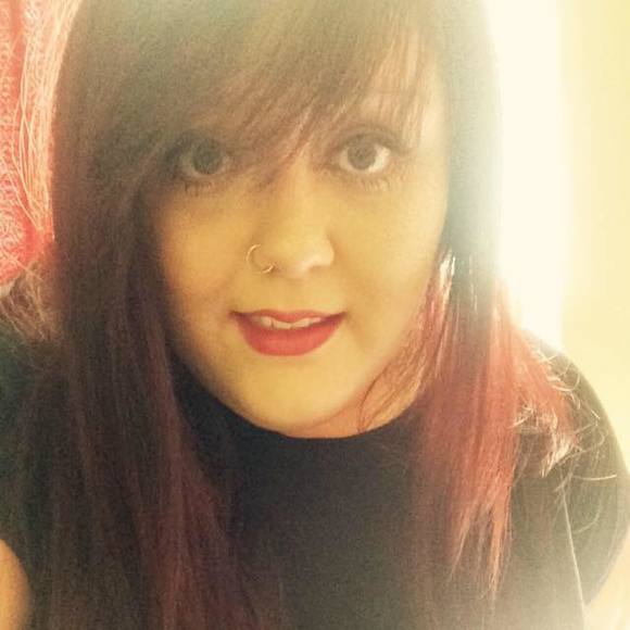 Meet your Posher, Cori - Picture 1 of 1