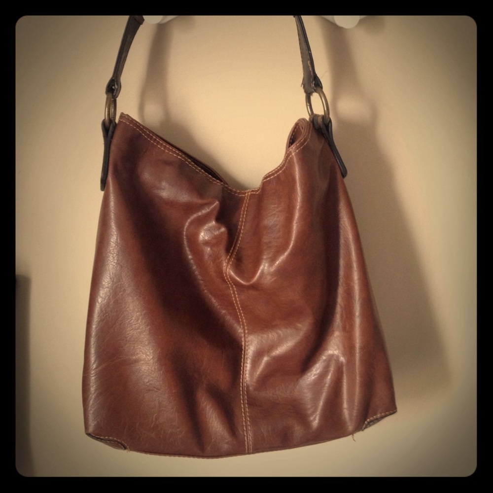 Axcess-Liz Claiborne brand roomy leather bag.