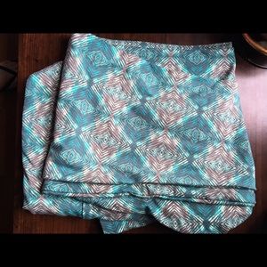 TC (Tall & Curvy) LuLaRoe Leggings