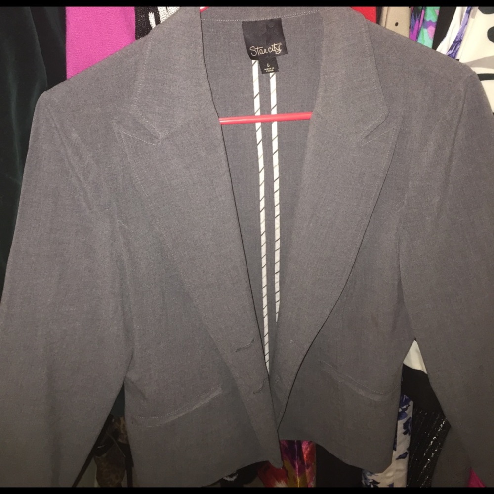 Grey blazer