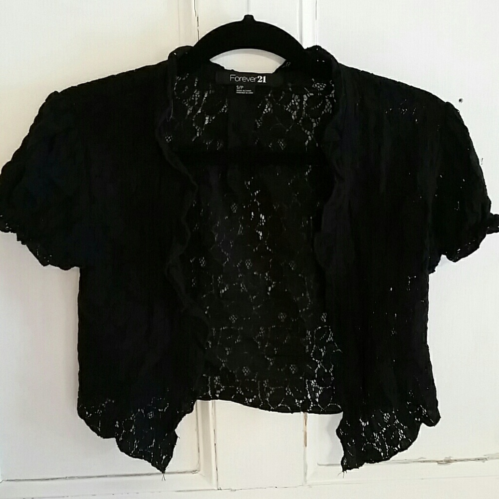 Black cropped jacket forever 21