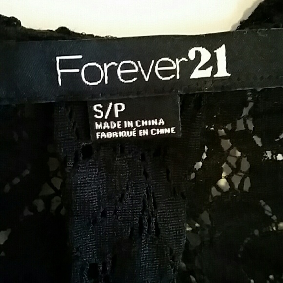 Black cropped jacket forever 21 - Picture 3 of 3