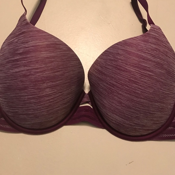 Victoria's Secret bra - Picture 2 of 2