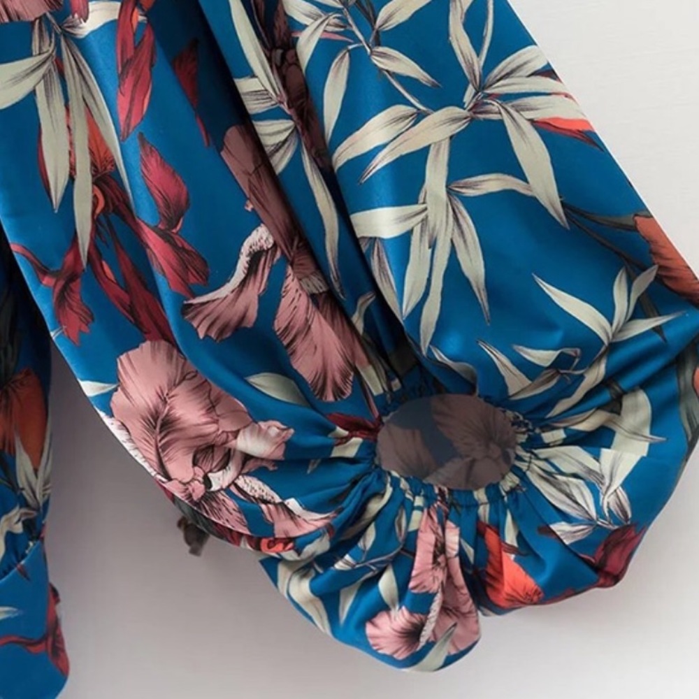 Bell Bodysuit - Picture 5 of 6