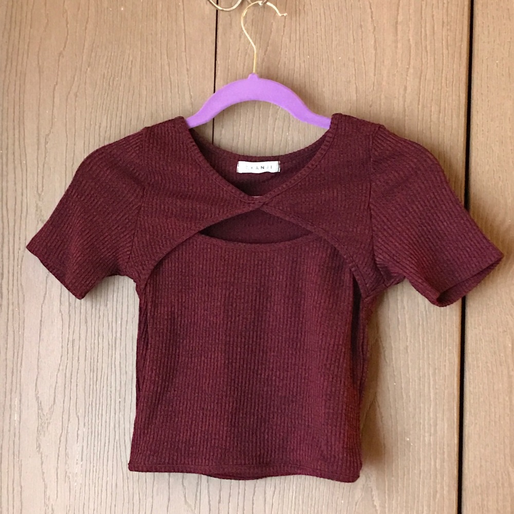Sweet tooth top