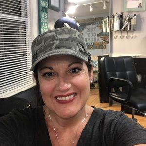 Meet your Posher, Janelle