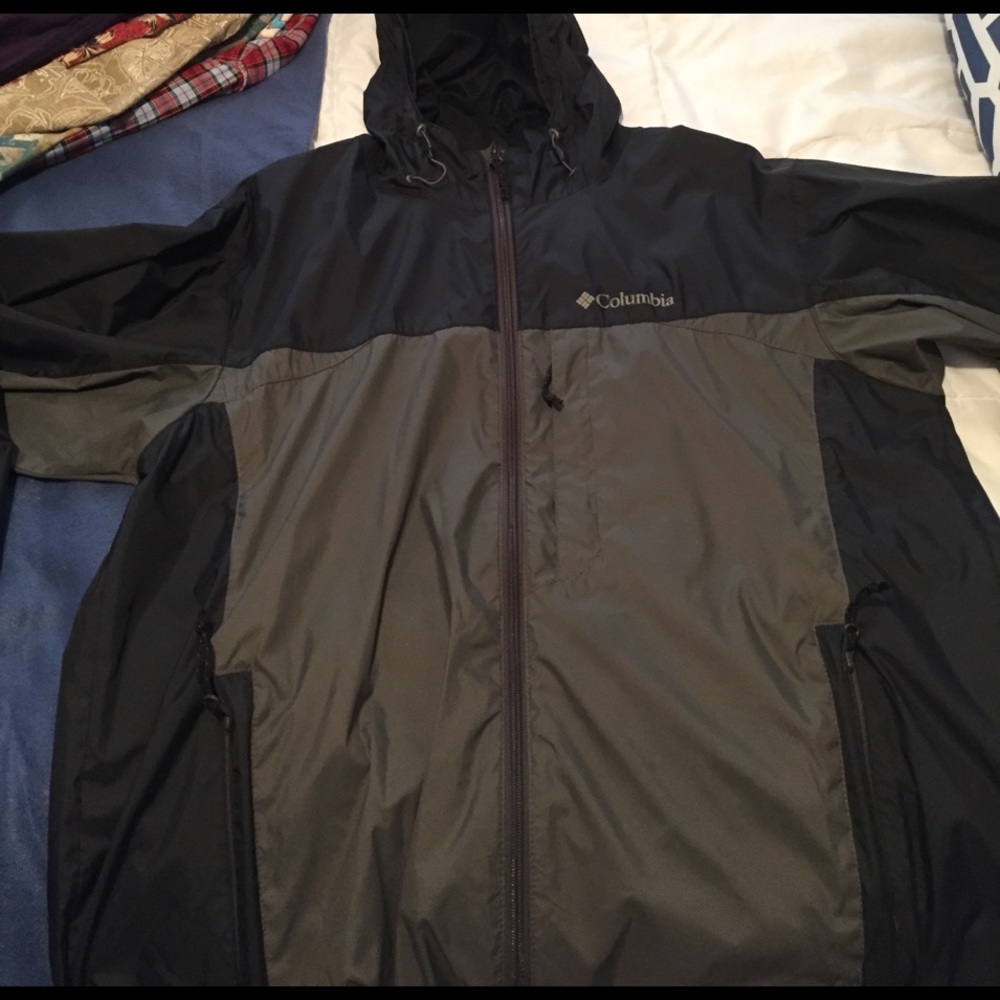 Columbia Windbreaker/Raincoat Men's Large
