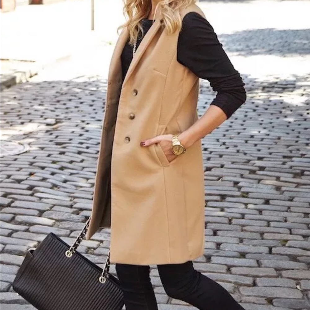 BRAND NEW MAISON JULES TRENCH VEST/coat