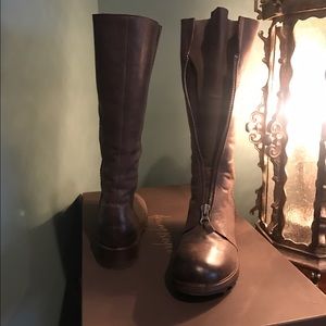 HENRY BÉGUELIN boots