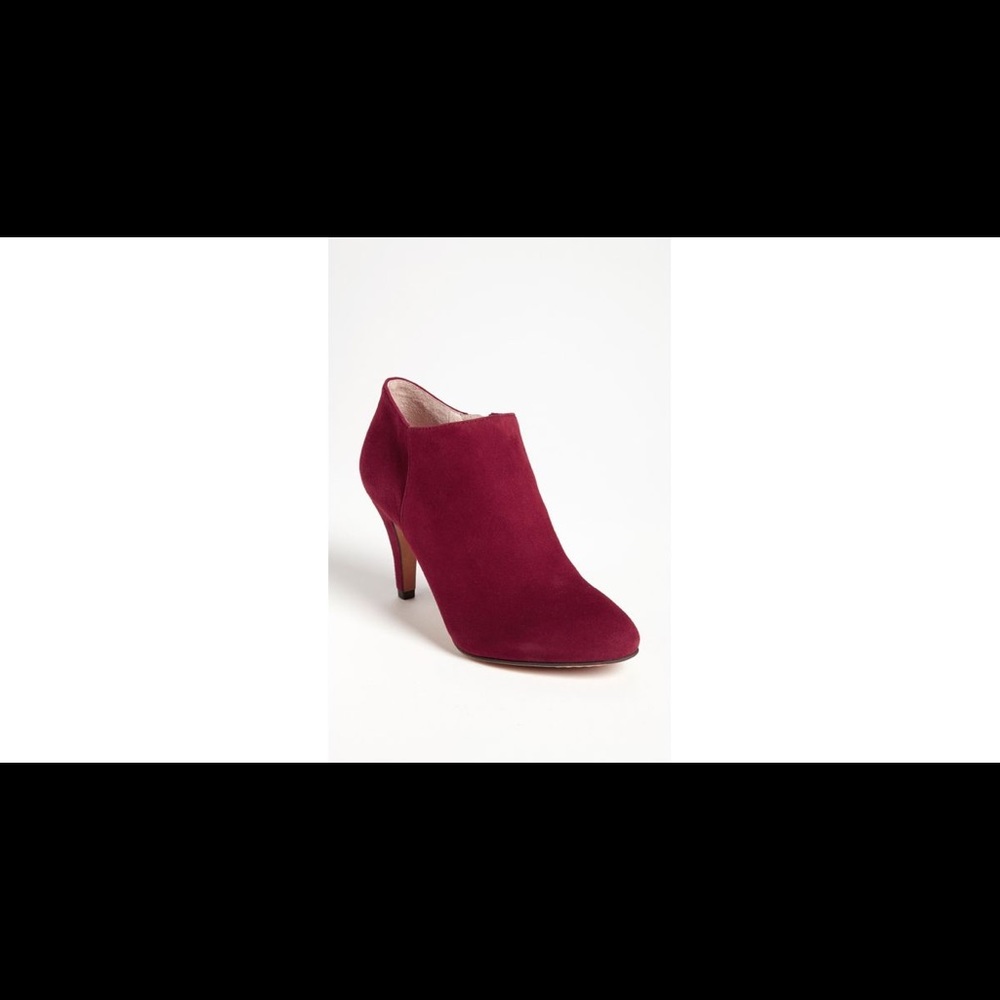 Vince Camuto Vive Burgundy Suede Booties