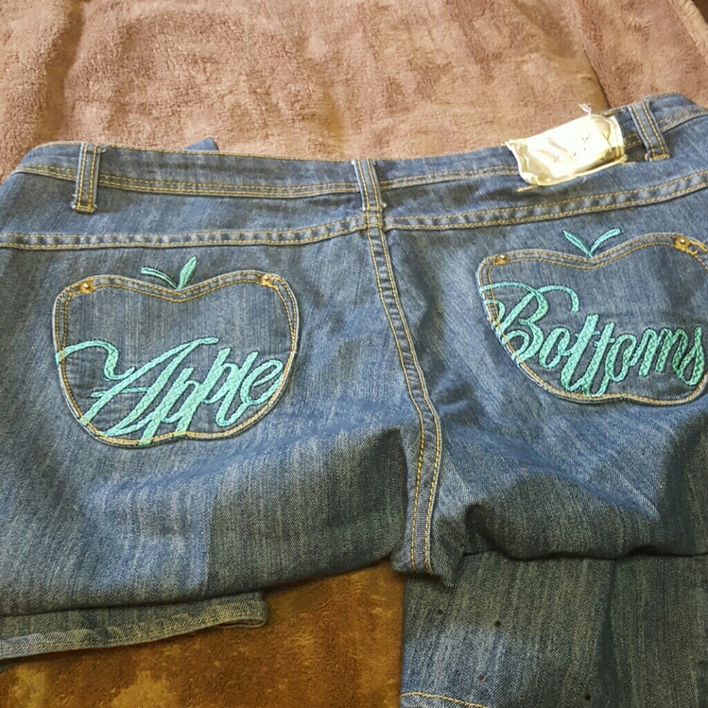Apple bottoms jeans