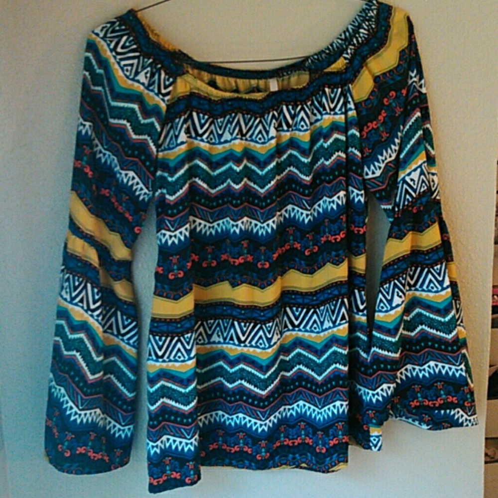 Patterned striped top with flare sleeves