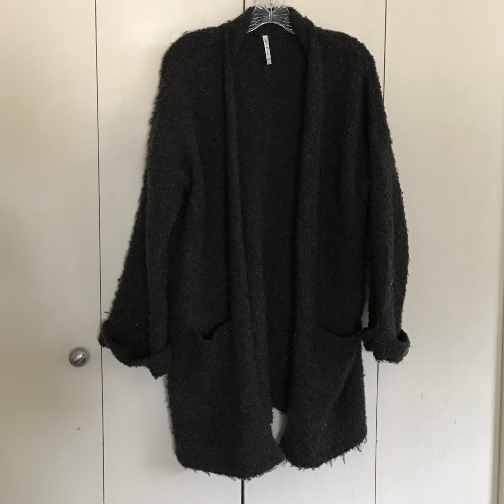 Oversized pocket cardigan