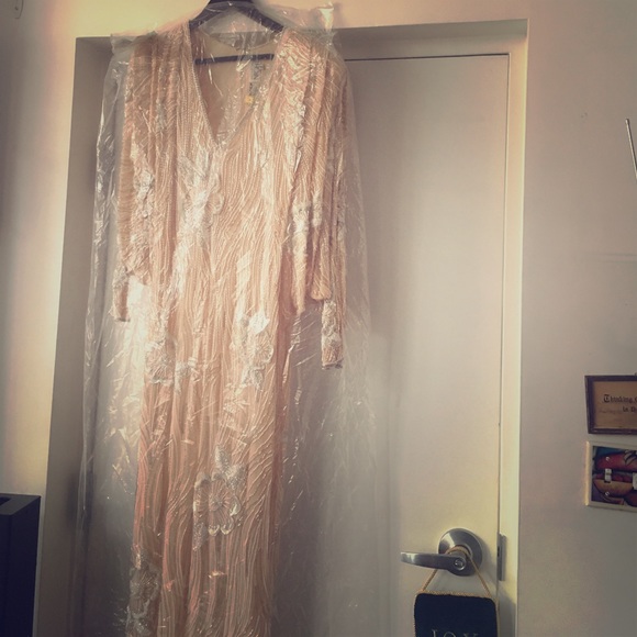 Gorgeous evening gown- Steal!! Taking Best Offer! - Picture 1 of 4