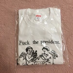 SUPREME SHIRT SIZE MEDIUM