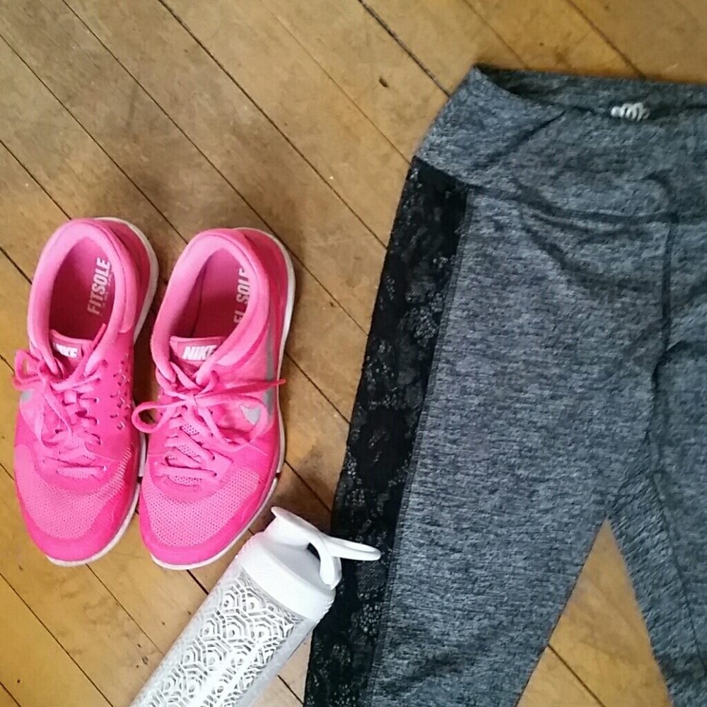 High waisted leggings with lace