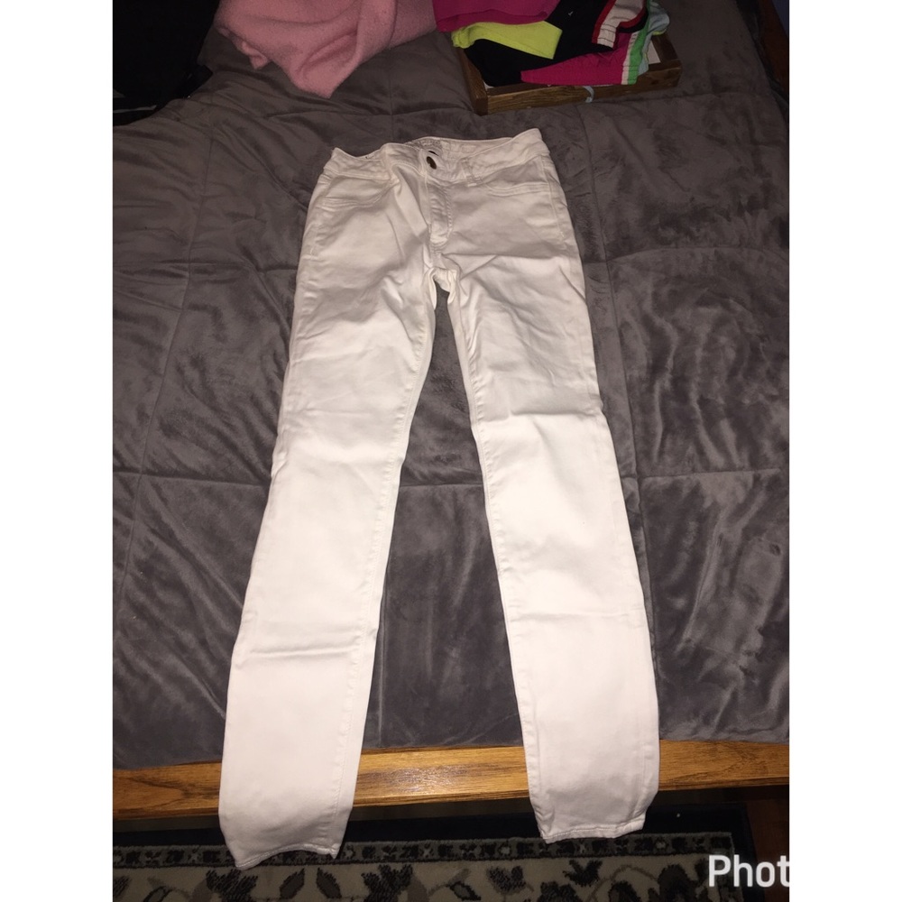 American eagle jeans size 8?