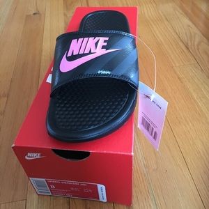 Black Nike Slides