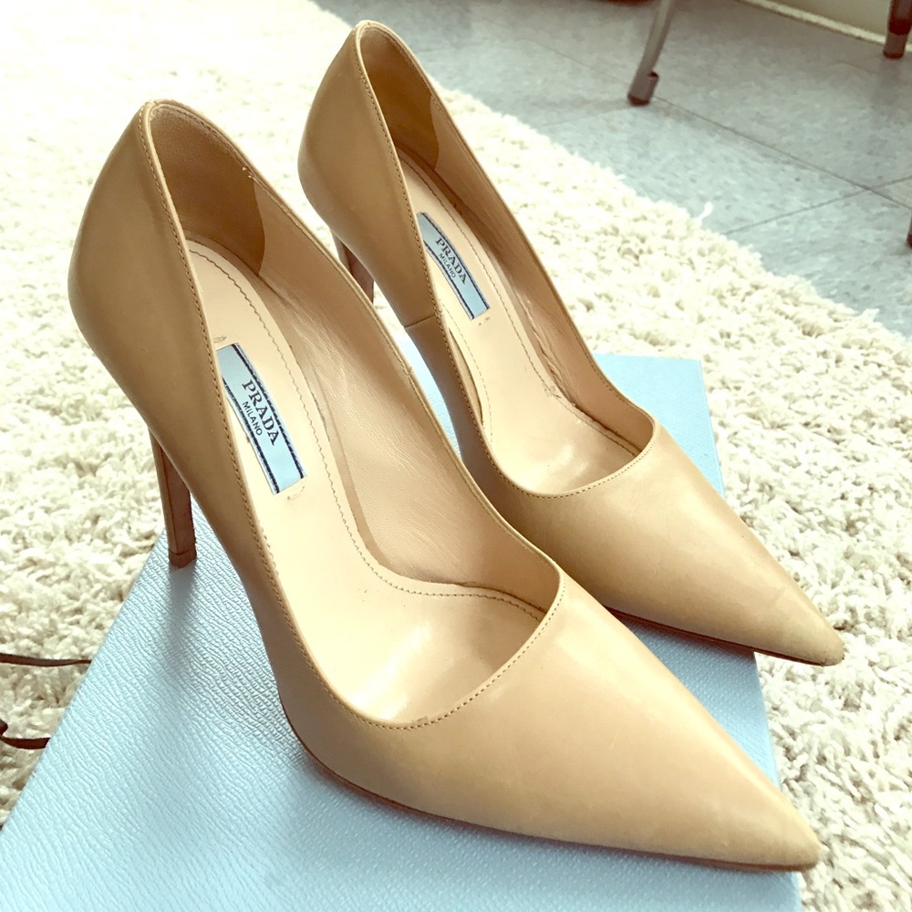PRADA beige stiletto pumps size 38